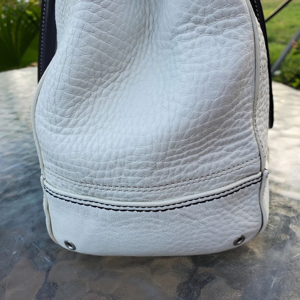 Coach Hamilton Beige | Handles, Belt & Trim Are Black